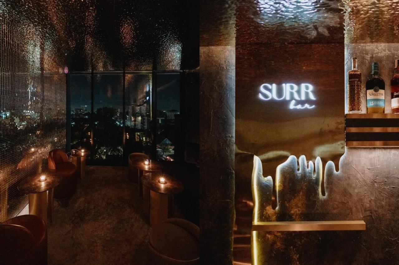 Art Mai Gallery Nimman Hotel Чиангмай Экстерьер фото SURR Restaurant